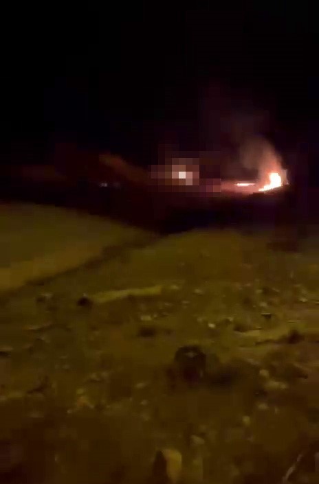 ANTALYA'NIN KORKUTELİ İLÇESİNDE YAŞANAN KORKUNÇ OLAYDA, MOTOSİKLETİN DEVRİLMESİ SONUCU DÜŞEN...