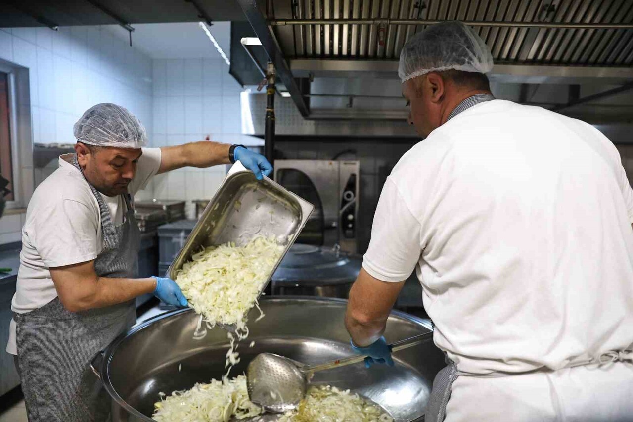 ANTALYA BÜYÜKŞEHİR BELEDİYESİ SOSYAL HİZMETLER DAİRESİ BAŞKANLIĞI’NA BAĞLI ANTALYA MERKEZ...