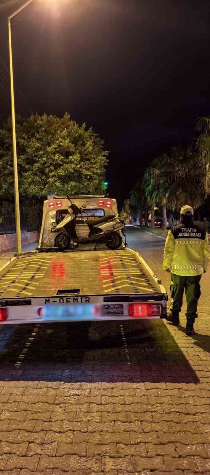 ANTALYA’DA İL JANDARMA KOMUTANLIĞI TRAFİK ŞUBE MÜDÜRLÜĞÜ EKİPLERİNCE 1 HAFTA İÇERİSİNDE YAPILAN...