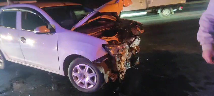 ANTALYA’NIN MANAVGAT İLÇESİNDE 2 OTOMOBİLİN ÇARPIŞMASI SONUCU MEYDANA GELEN TRAFİK KAZAZINDA 3...