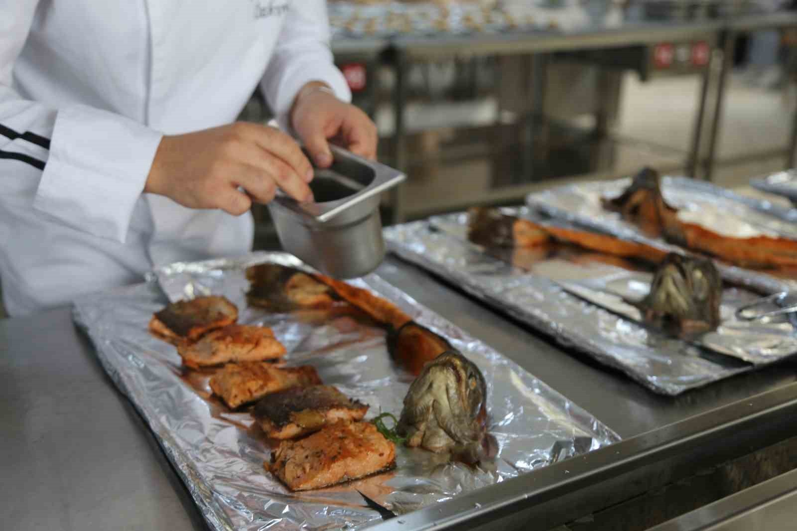 ARTVİN'DE ÜRETİLEN TÜRK SOMONUNUN GASTRONOMİDEKİ DEĞERİNİ ÖNE ÇIKARMAK AMACIYLA DÜZENLENEN...