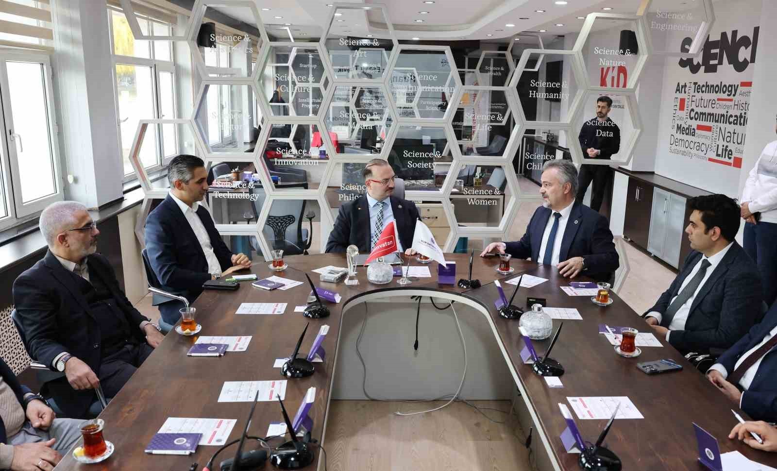 ATATÜRK ÜNİVERSİTESİ EV SAHİPLİĞİNDE, ERZURUM BÜYÜKŞEHİR BELEDİYESİ VE KÜRE DİJİTAL ANSİKLOPEDİ İŞ...