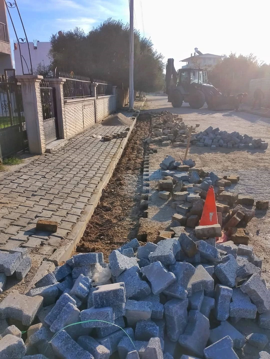 AYDIN'IN GERMENCİK İLÇESİNDE ULAŞIMIN DAHA GÜVENLİ VE KONFORLU HALE GETİRİLMESİ İÇİN GERMENCİK...