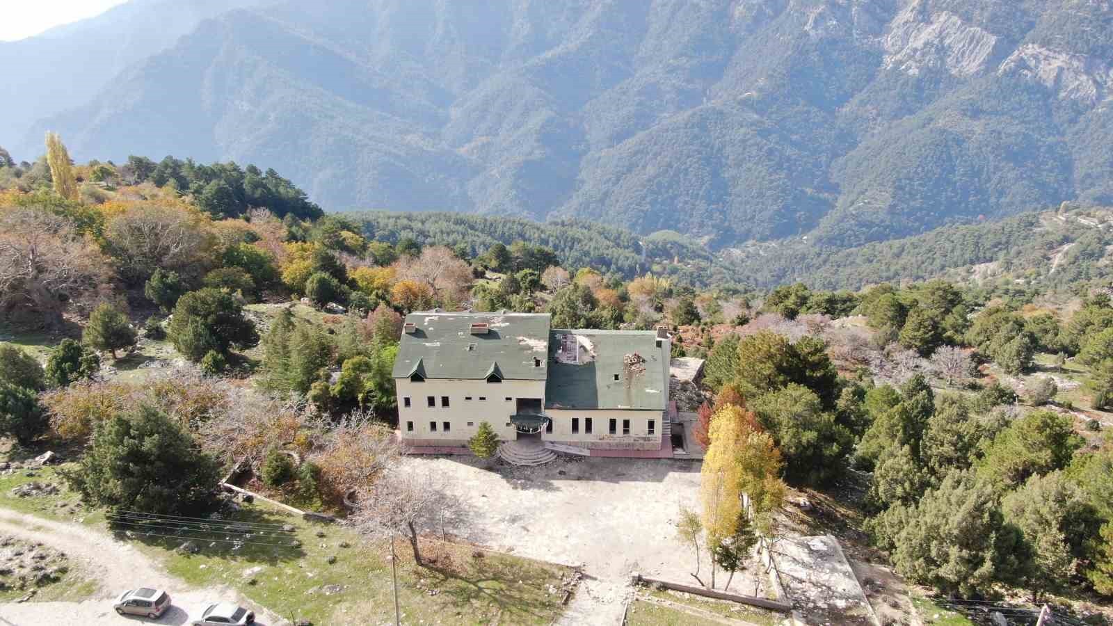 AYDIN’DA 1989-1991 YILLARI ARASINDA DÖNEMİN VALİSİ MERHUM RECEP YAZICIOĞLU TARAFINDAN BÜYÜK...