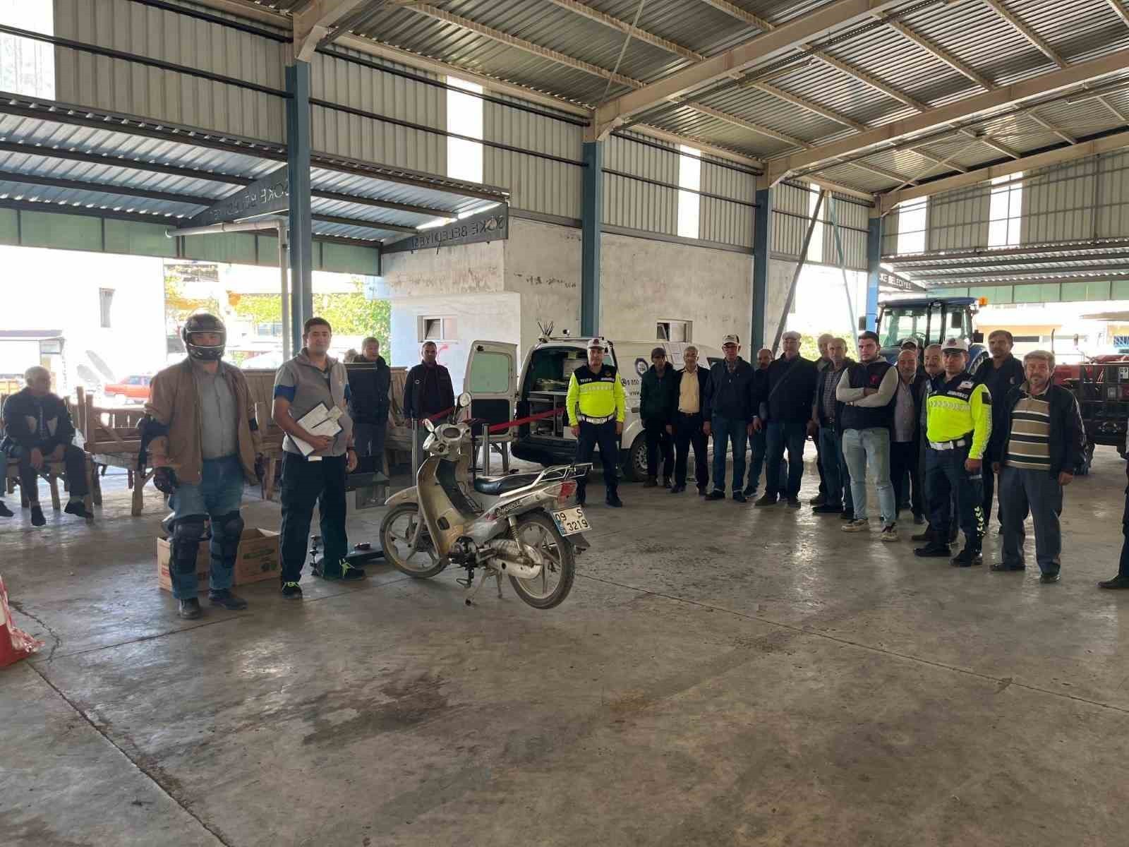 AYDIN İL JANDARMA KOMUTANLIĞINCA, TRAFİK GÜVENLİĞİNİ ARTIRMAK VE OLASI KAZALARI ÖNLEMEK AMACIYLA...