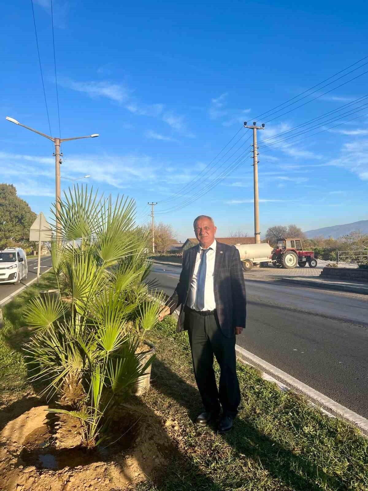 AYDIN’IN SULTANHİSAR İLÇESİNDE AĞAÇLANDIRMA ÇALIŞMALARI ARALIKSIZ SÜRDÜRÜLÜRKEN, İLÇE GENELİNDE...