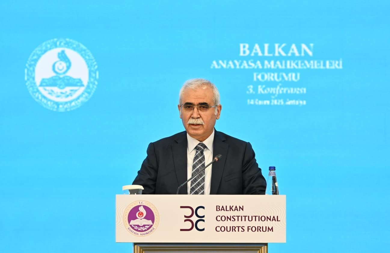 AYM BAŞKANI KADİR ÖZKAYA,