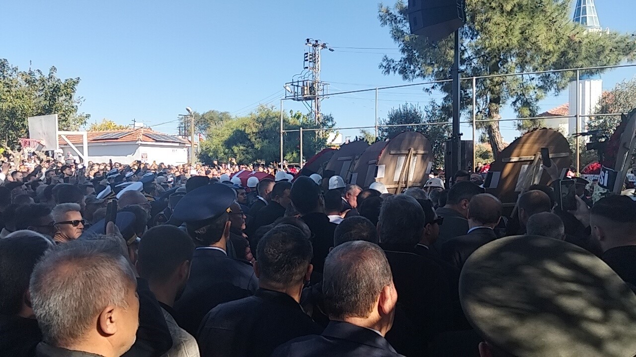 AZERBAYCAN'DA DÜŞEN ASKERİ KARGO UÇAĞINDA ŞEHİT OLAN ASTSUBAY BAŞÇAVUŞ EMRAH KURAN, MUĞLA'NIN...