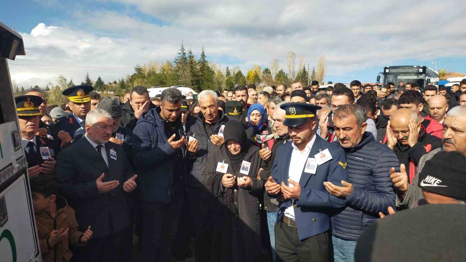 AZERBAYCAN'DAN KALKIN YAPAN KARGO UÇAĞININ GÜRCİSTAN’DA DÜŞMESİ SONUCU ŞEHİT OLAN HAVA UÇAK BAKIM...