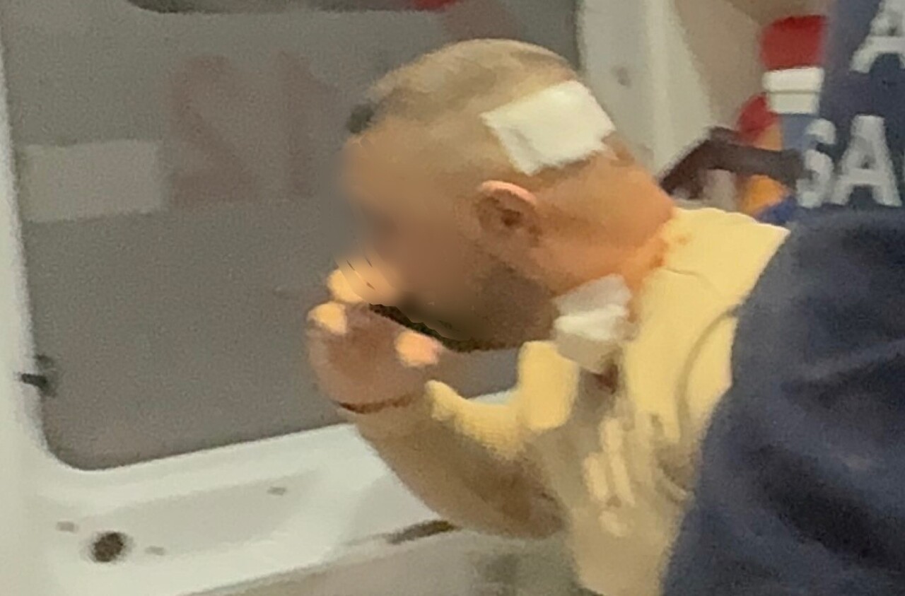 B.Ü. AMBULANSLA HASTANE KALDIRILARAK TEDAVİ ALTINA ALINDI.