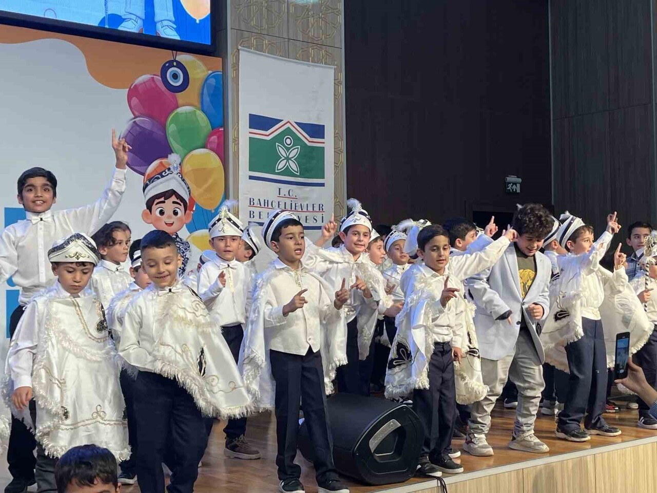 BAHÇELİEVLER BELEDİYESİ "SÜNNET ŞÖLENİ" ETKİNLİĞİ DÜZENLEDİ