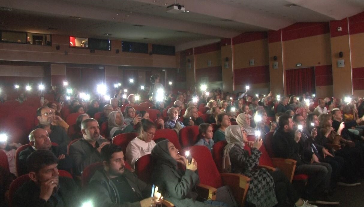 BAHÇELİEVLER’DE ÖĞRETMENLER GÜNÜ ANTAKYA MEDENİYETLER KOROSU KONSERİYLE KUTLANDI