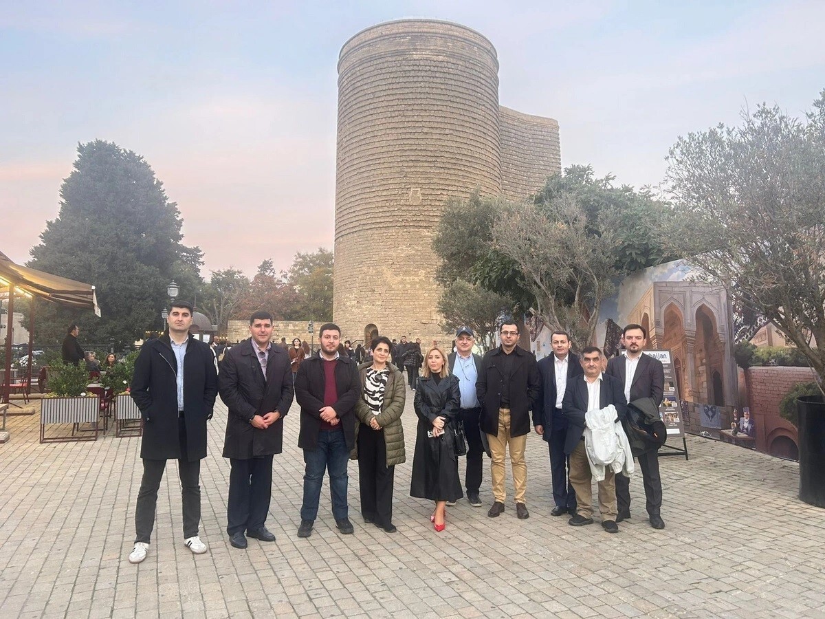 BAKÜ (İHA) - ERMENİSTAN’IN SİVİL TOPLUM TEMSİLCİLERİNDEN OLUŞAN HEYET, "BARIŞ KÖPRÜSÜ" GİRİŞİMİ...