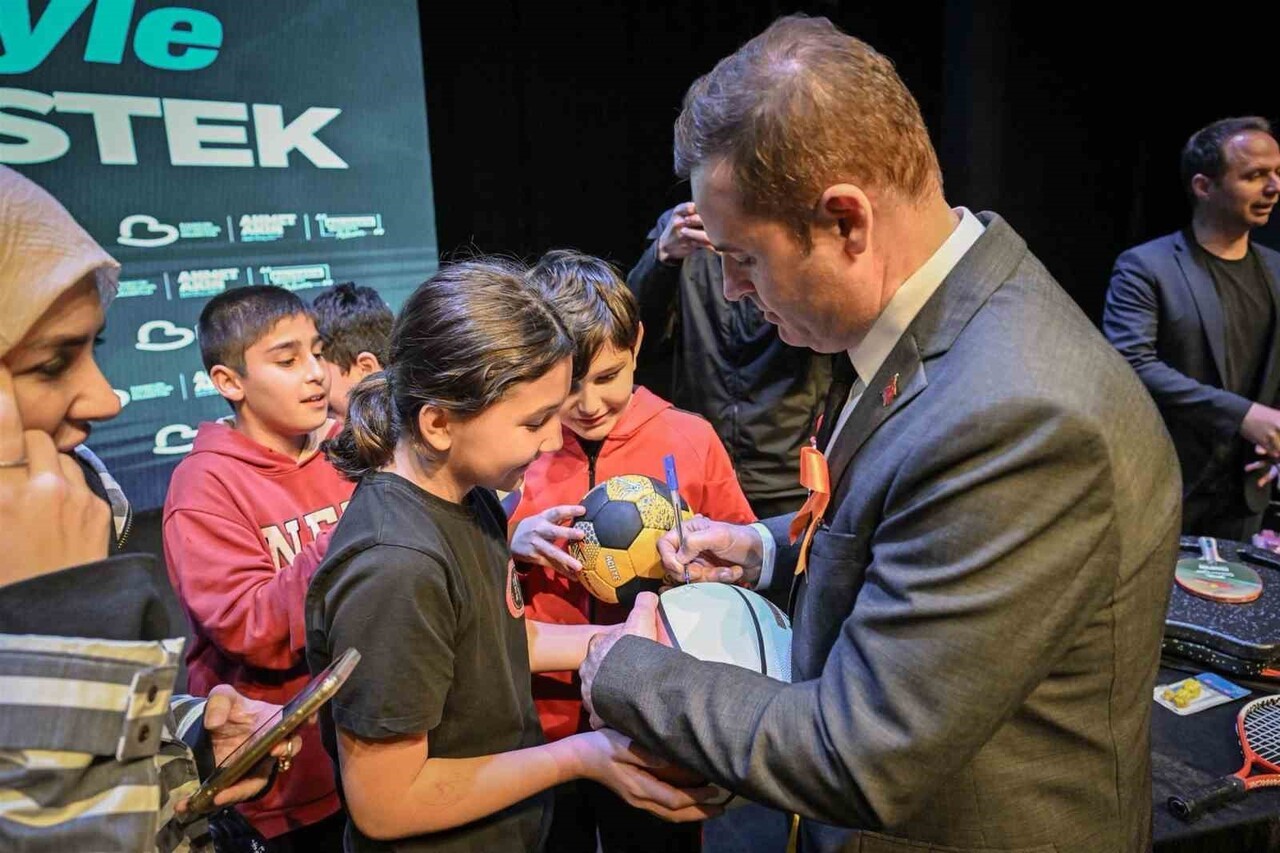 BAŞKAN AKIN: "BALIKESİR’İ SPORUN MERKEZİ YAPACAĞIZ"