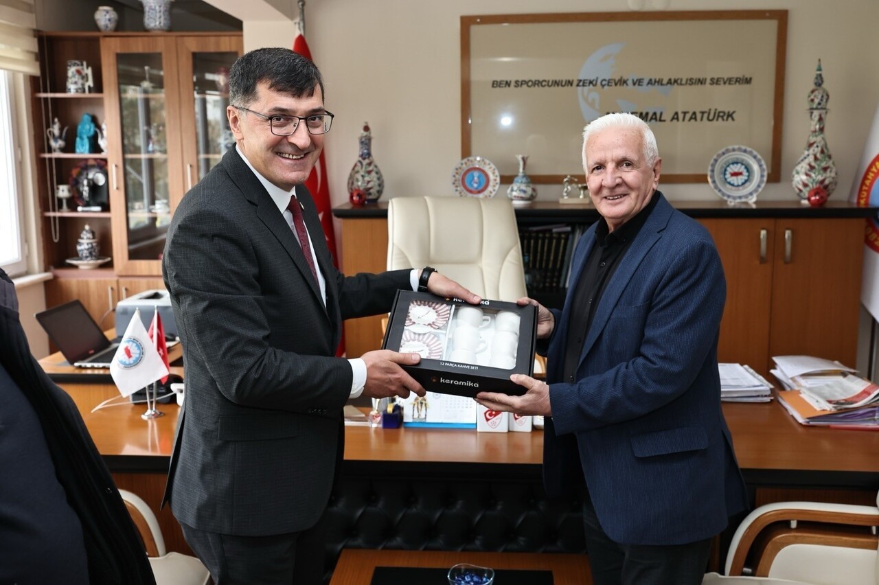 BAŞKAN EYÜP KAHVECİ: "KÜTAHYA'DAKİ TÜM KURUM VE KURULUŞLARIMIZLA OMUZ OMUZA ÇALIŞACAĞIZ"