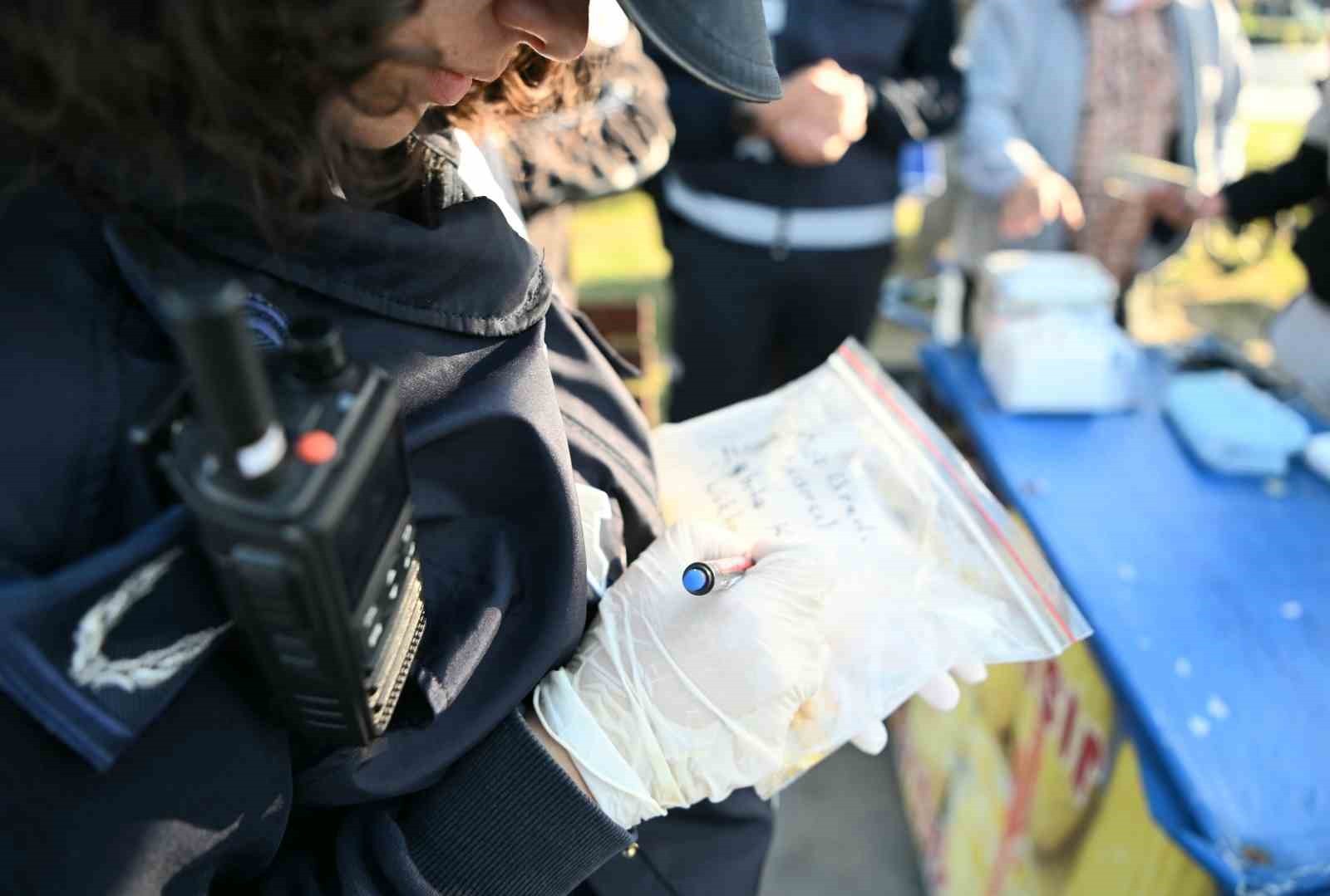 BAŞKAN ÖMER GÜNEL'DEN SOKAK LEZZETLERİNE SIKI TAKİP