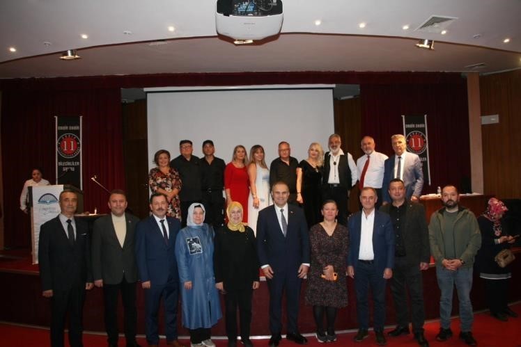 BAYIRKÖY'DE ŞİİR VE BESTE GECESİ COŞKUYLA GERÇEKLEŞTİ