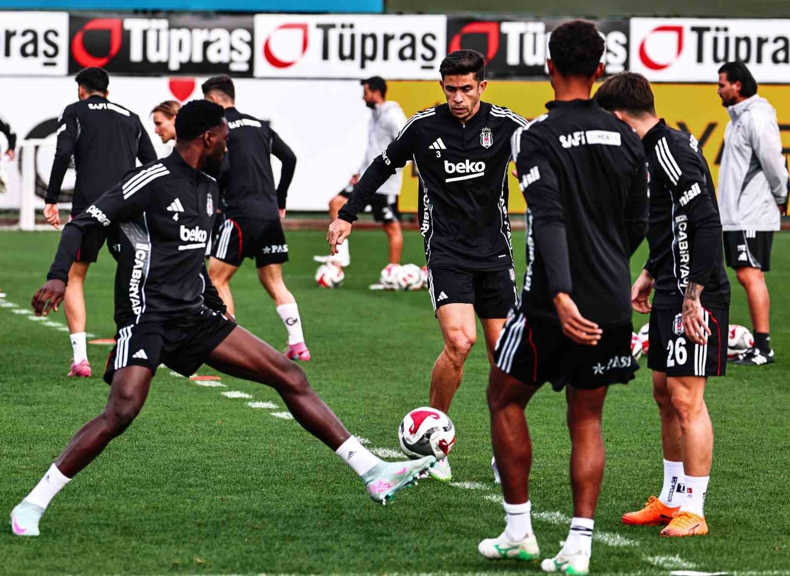 BEŞİKTAŞ, TRENDYOL SÜPER LİG'İN 12. HAFTASINDA YARIN DEPLASMANDA ANTALYASPOR İLE OYNAYACAĞI...