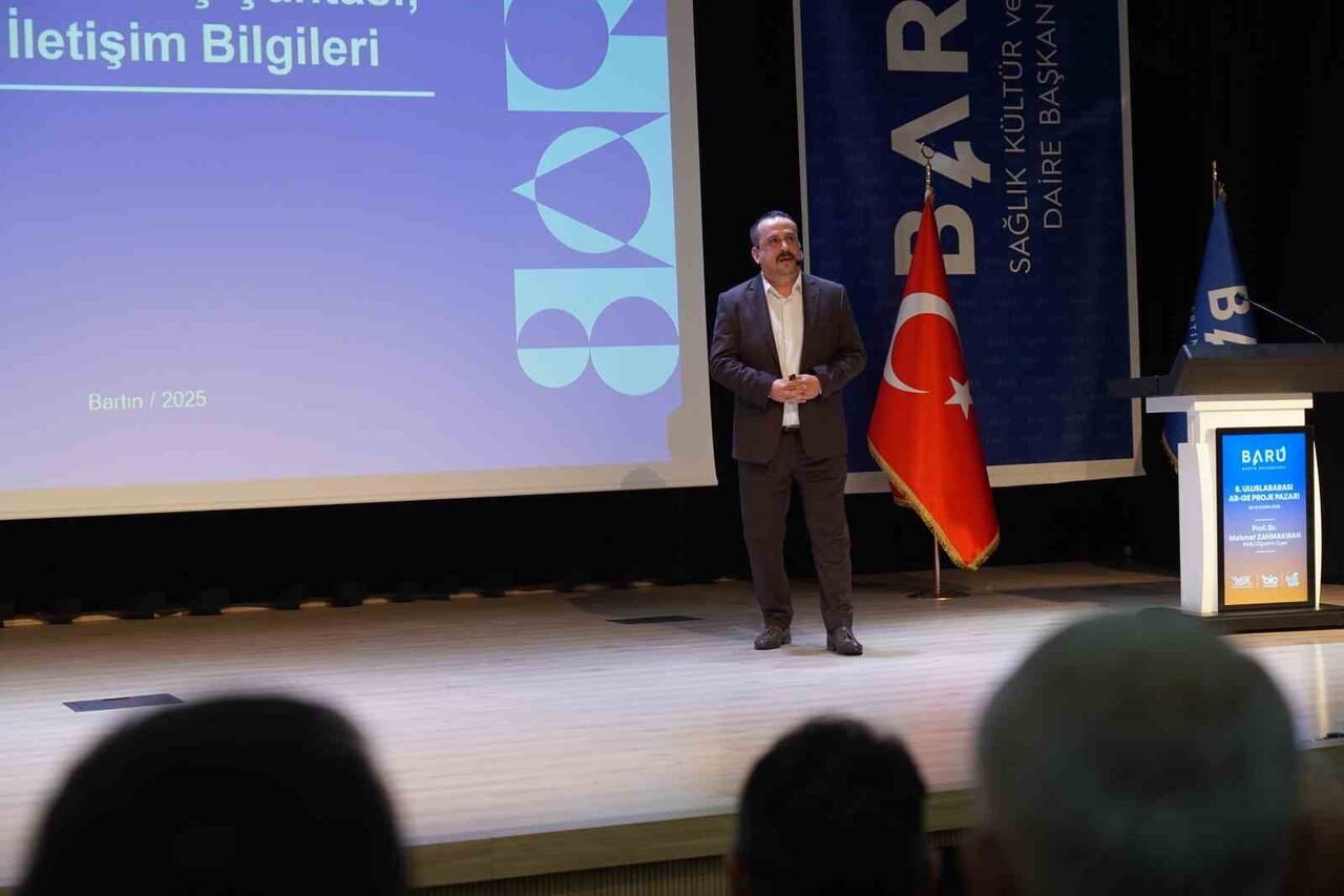 BİLİM KAFE BULUŞMALARI "8. ULUSLARARASI AR-GE PROJE PAZARI"NDA DEVAM ETTİ