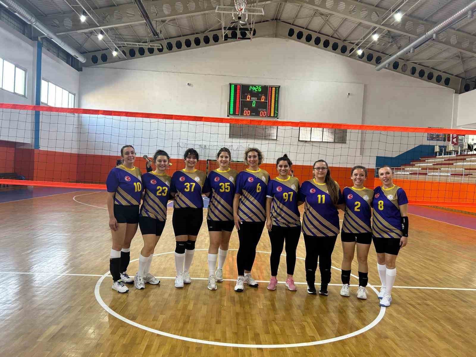 BOZÜYÜK TAKIMLARI 3. KAMU SPOR OYUNLARI’NDA ÇEYREK FİNALDE