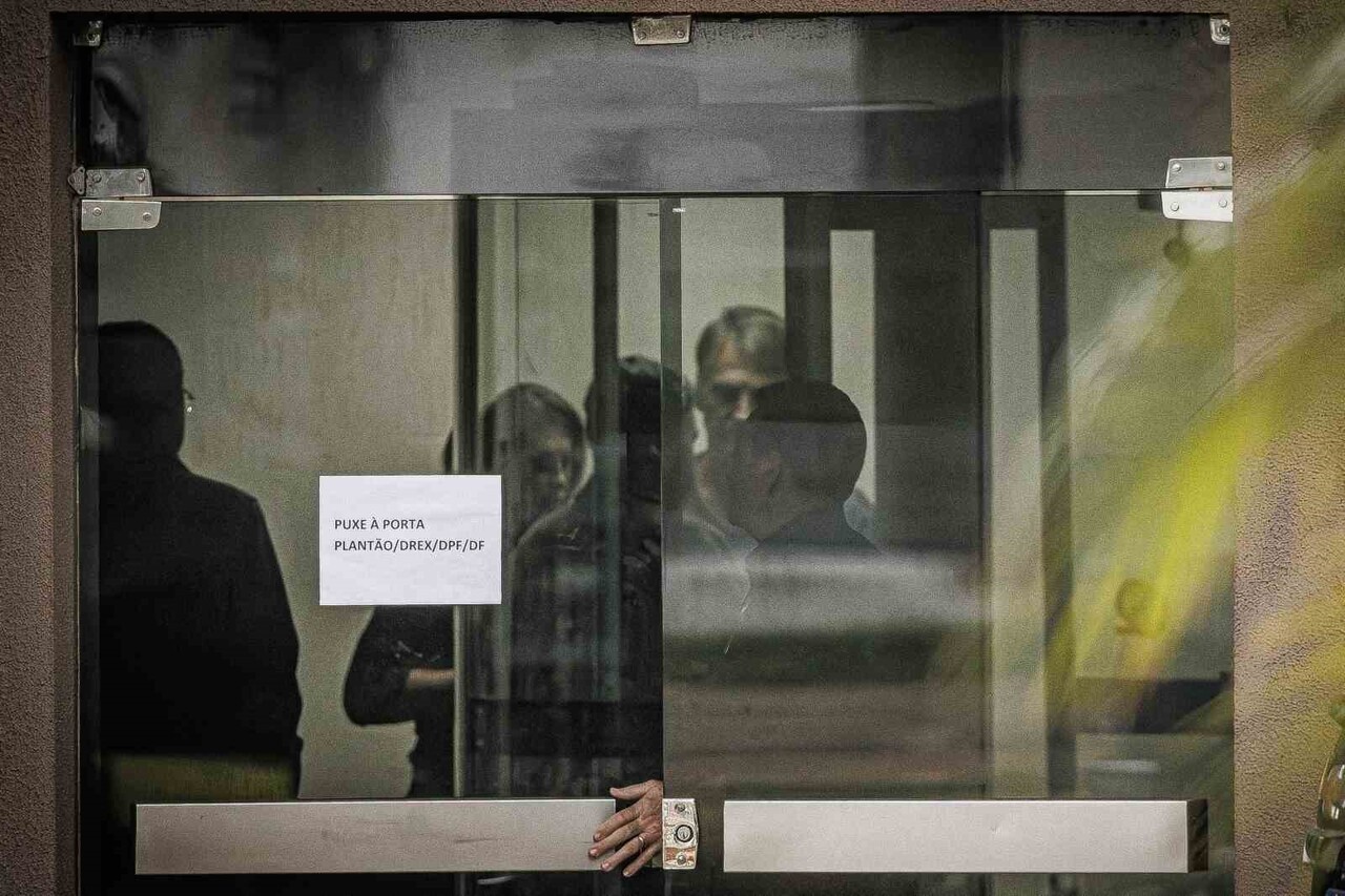 BREZİLYA YÜKSEK MAHKEMESİ, TEMYİZ SÜRECİNDEKİ ESKİ DEVLET BAŞKANI JAİR BOLSONARO'NUN ALDIĞI 27 YIL...