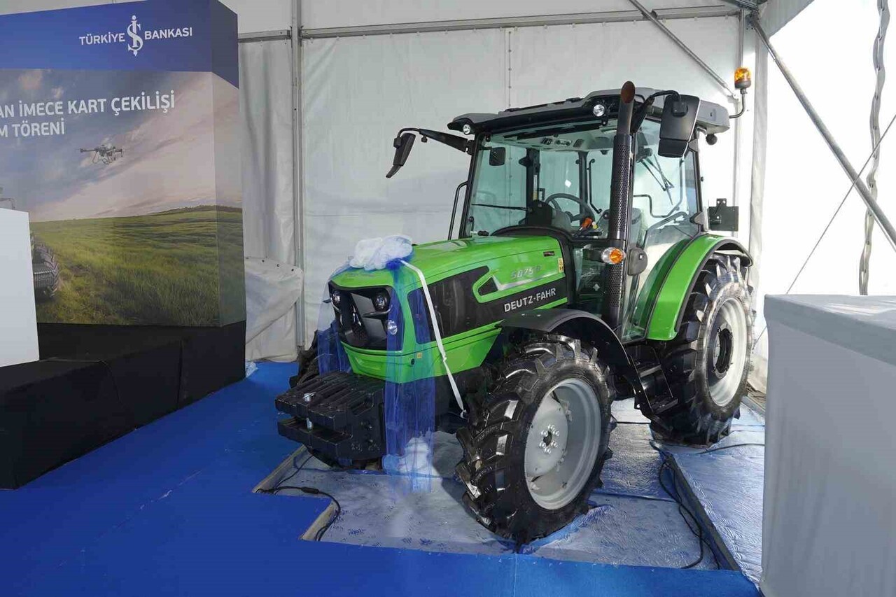 BU YILIN TRAKTÖRLERİ KIRIKKALE, ŞANLIURFA, KONYA, DİYARBAKIR’A GİTTİ. 4 ADET TRAKTÖR, 3 ADET...