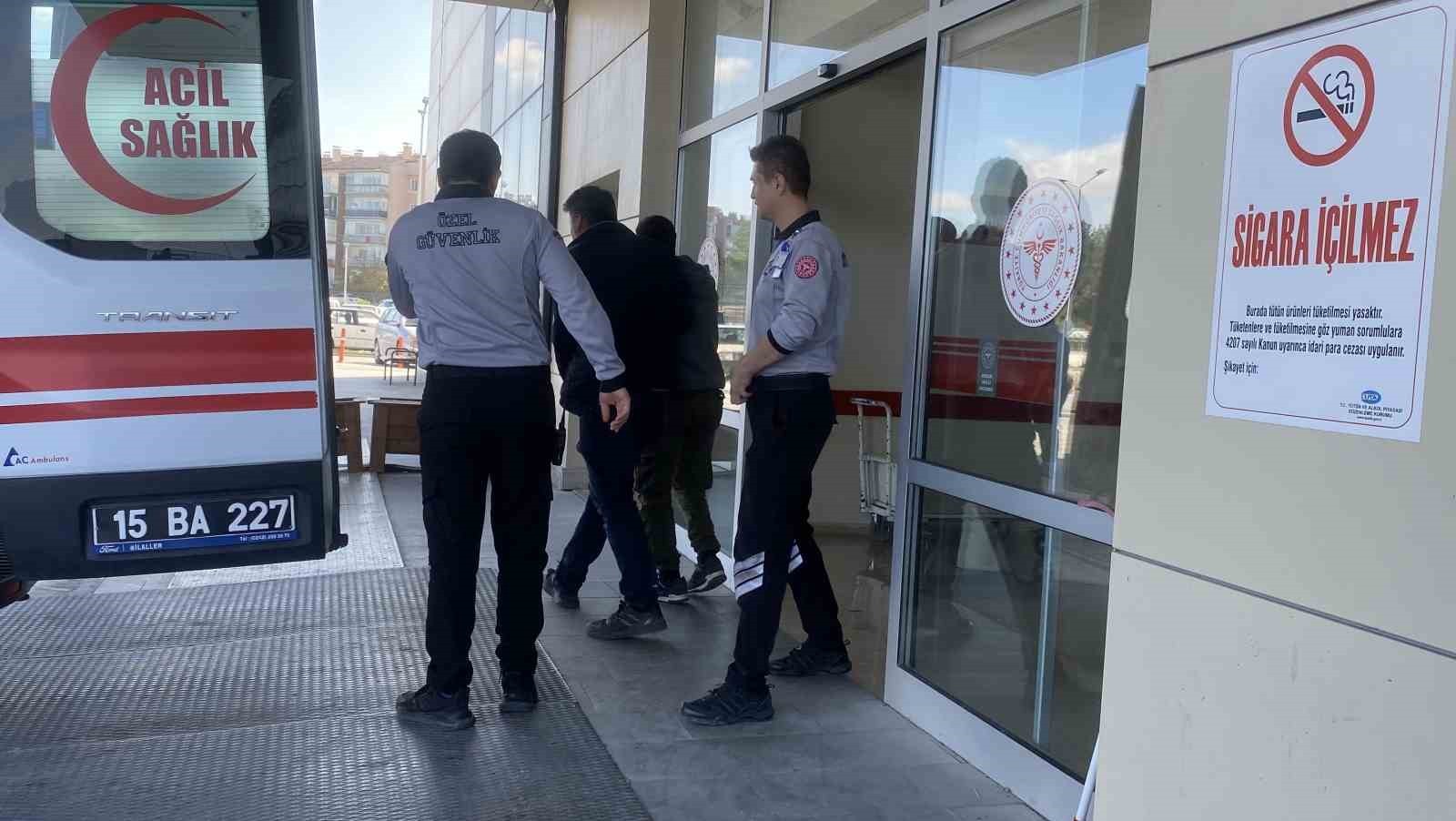 BURDUR'DA KERESTE FABRİKASINDAN ÇALIŞAN İŞÇİ HİSAR MAKİNESİNE KOLUNU KAPTIRARAK AĞIR...