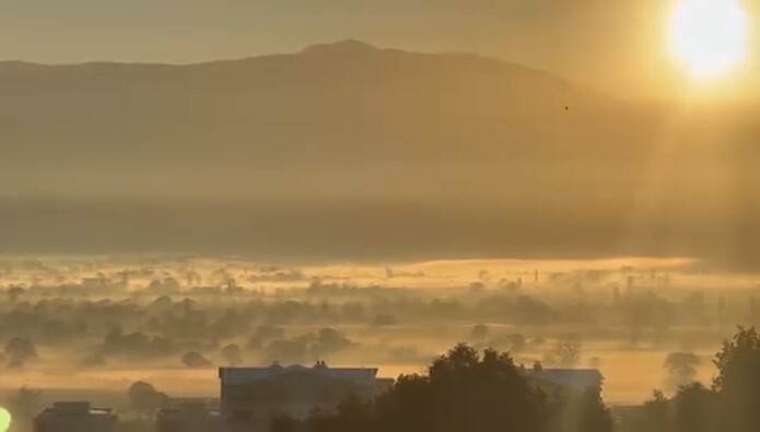 BURSA'YA SİS ÇÖKTÜ, GÖRÜNTÜ KARTPOSTALLARI ARATMADI AMA SÜRÜCÜLER ZOR ANLAR YAŞADI.