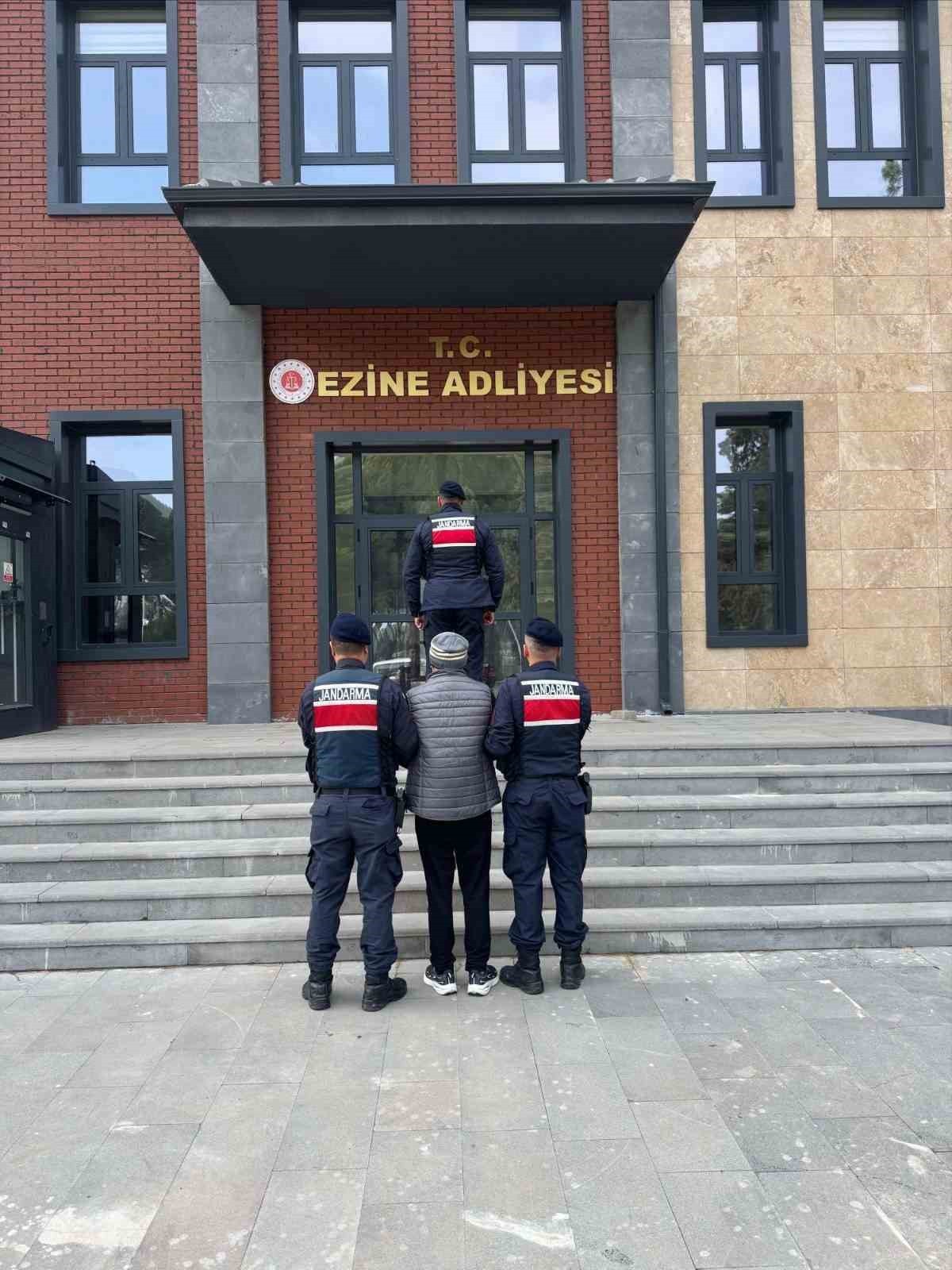 ÇANAKKALE’DE FARKLI SUÇLARDAN ARANMASI BULUNAN 7 ŞAHIS TUTUKLANDI.