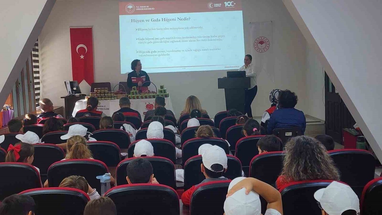 ÇANAKKALE’DE ‘LİDER ÇOCUK TARIM KAMPI’ İLE KOOPERATİFÇİLİK ANLAYIŞI ÖĞRENCİLERE...