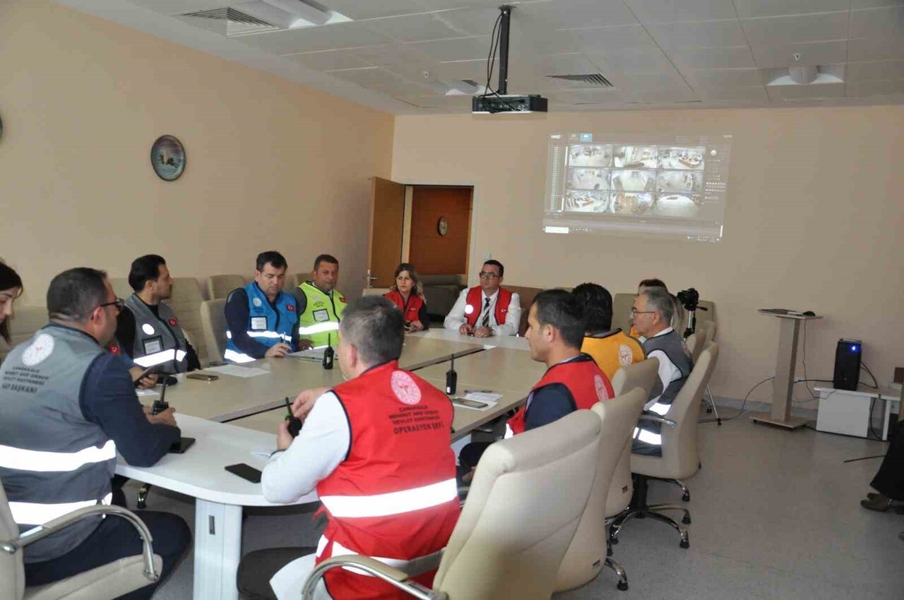 ÇANAKKALE MEHMET AKİF ERSOY DEVLET HASTANESİ’NDE ‘TAMP’ (TÜRKİYE AFET MÜDAHALE PLANI) TATBİKATI...