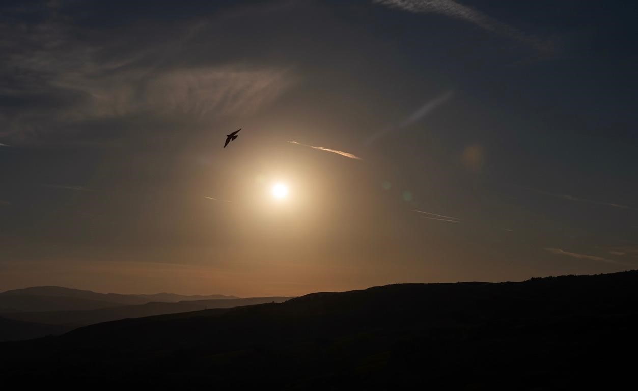 ÇANKIRI’DA GÜNBATIMI SIRASINDA ÇEKİLEN GÖRÜNTÜLER KARTPOSTALLIK MANZARA OLUŞTURDU.