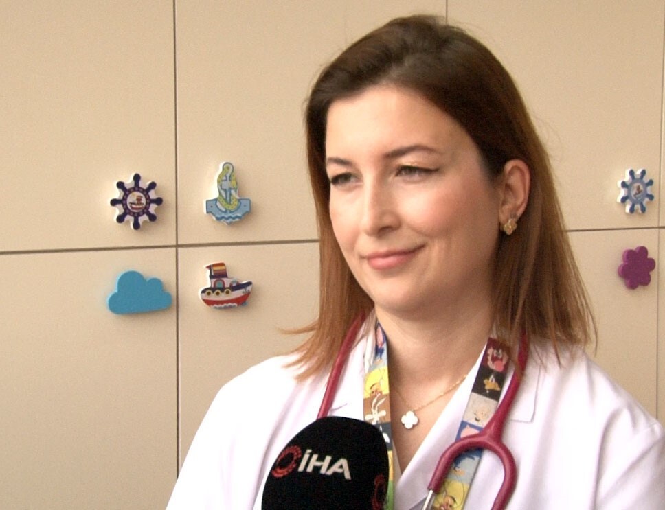 ÇOCUK KARDİYOLOJİ UZMANI DR. DAMLA GÖKÇEER AKBULUT