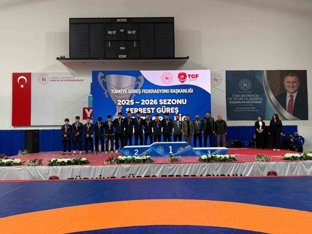 ÇORUM BELEDİYESPOR GÜREŞ TAKIMI ANKARA ‘DA DÜZENLENEN MÜSABAKALARDA ÜÇÜNCÜLÜKLE  DÖNEREK BAŞARI...