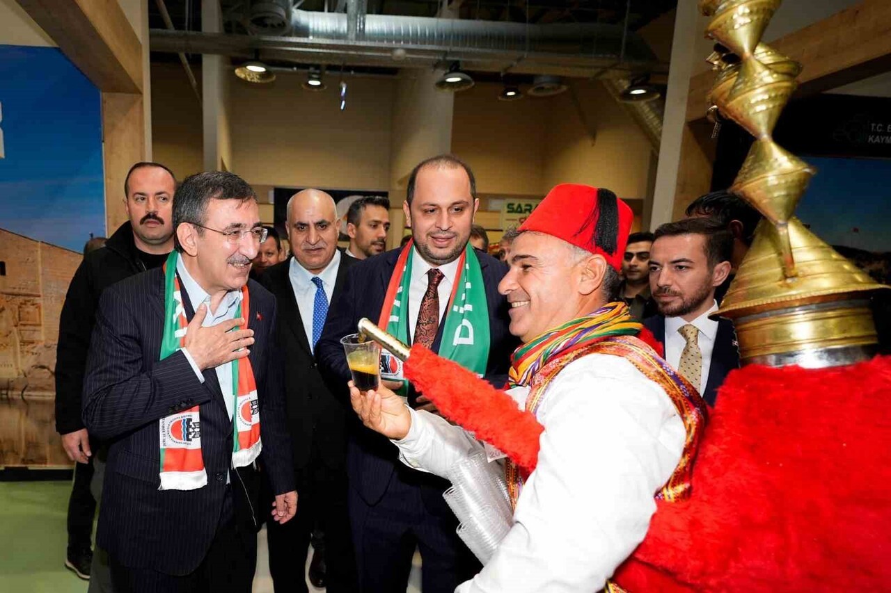 CUMHURBAŞKANI YARDIMCISI YILMAZ, "DİYARBAKIR BİR MEDENİYETLER ŞEHRİ"