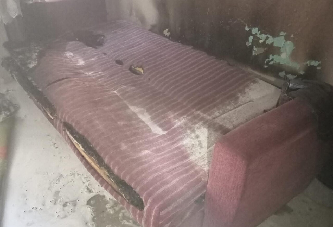 DENİZLİ'NİN MERKEZEFENDİ İLÇESİNDE EV OLARAK KULLANILAN İŞ HANINDA ÇIKAN YANGINDA 17'Sİ ÇOCUK 21...