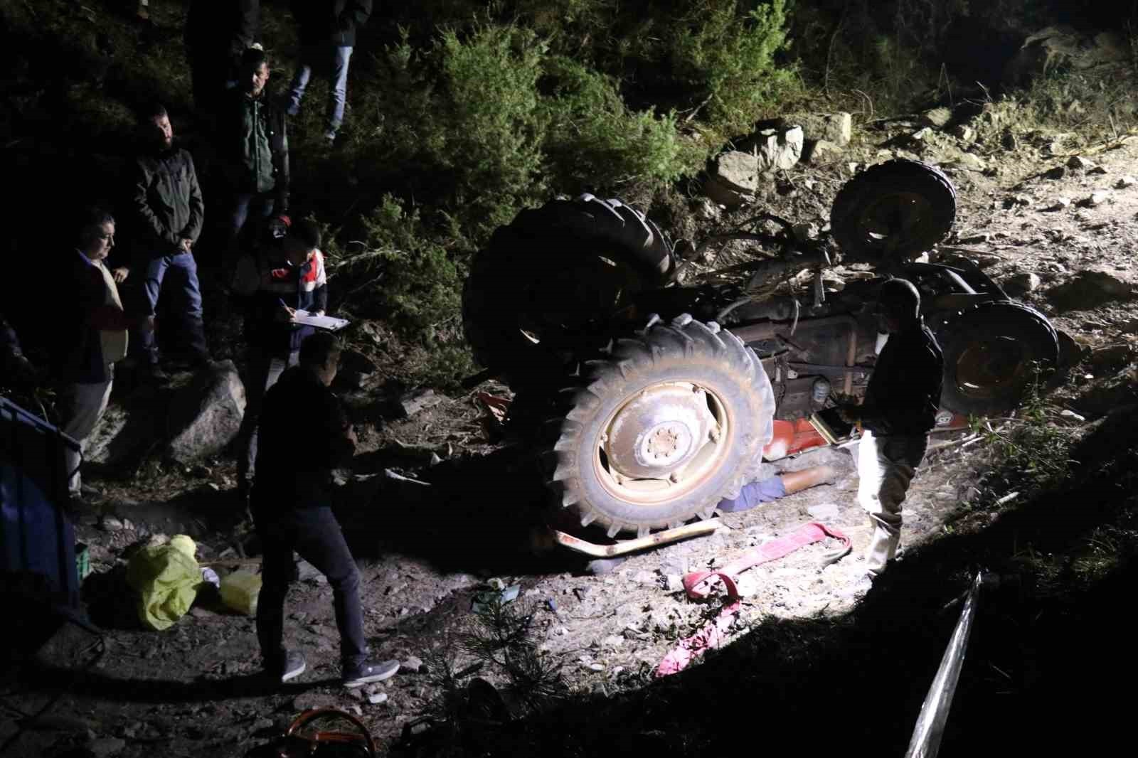 DENİZLİ’DE ORMAN BÖLGE MÜDÜRLÜĞÜ TARAFINDAN TOPLANILMASINA İZİN VERİLEN ODUNLARI TOPLAMAYA GİDEN...