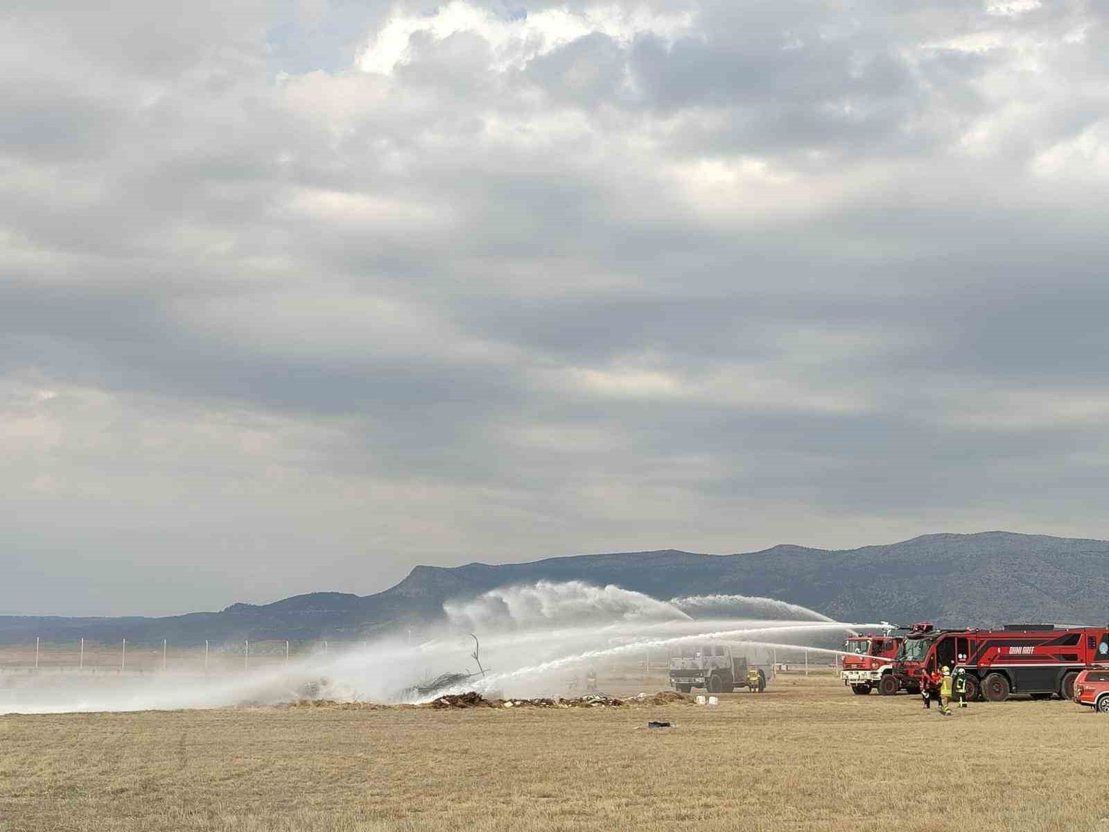 DENİZLİ’DEKİ ÇARDAK HAVAALANINDA 2025 YILI ACİL DURUM TATBİKATINDA BİR UÇAK KAZA KIRIM OLAYINA...