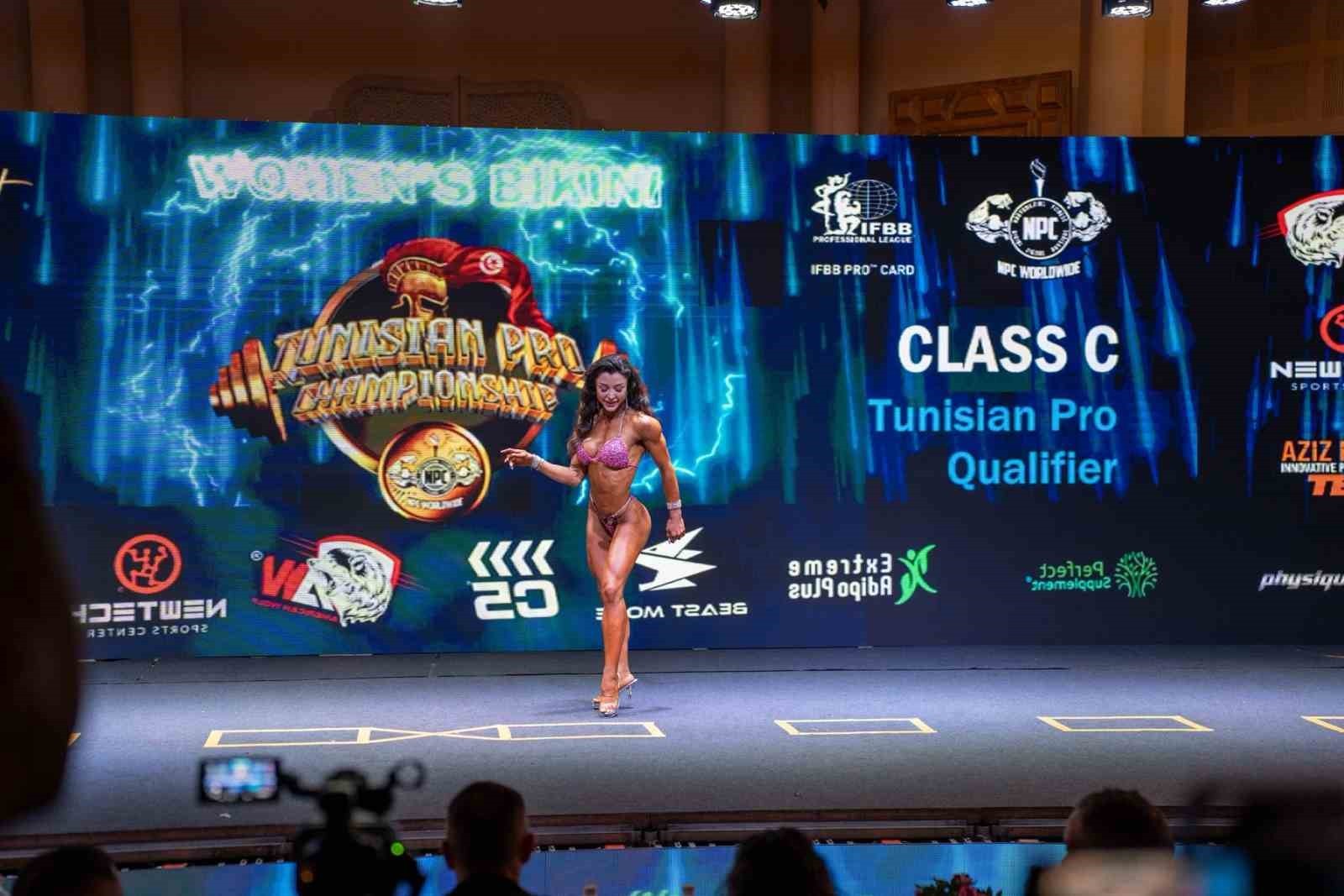 DENİZLİLİ GENÇ SPORCU BUSE ERCAN, TUNUS’TA DÜZENLENEN TUNİSİAN PRO QUALİFİER YARIŞMASINDA BÜYÜK...