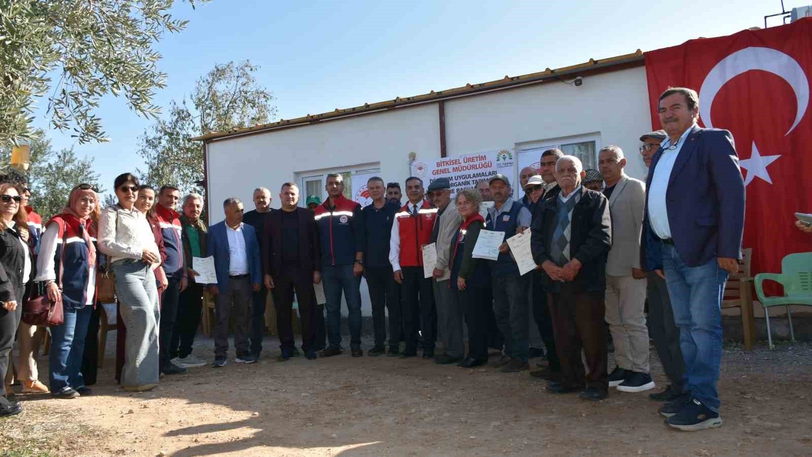 DİDİM’DE YÜRÜTÜLEN "AB-I HAYAT İLE ZEYTİNİN YOLCULUĞU" PROJESİYLE 10 ÜRETİCİ İYİ TARIM...