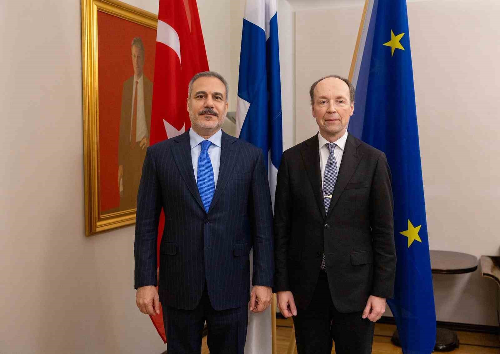 DIŞİŞLERİ BAKANI FİDAN, FİNLANDİYA PARLAMENTO BAŞKANI HALLA-AHO İLE BİR ARAYA GELDİ