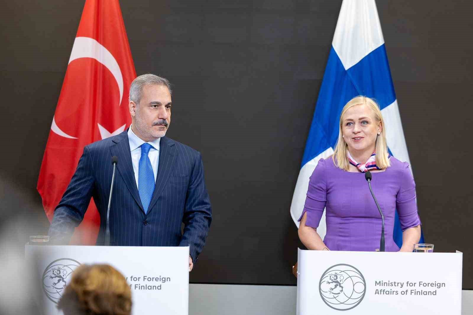 DIŞİŞLERİ BAKANI HAKAN FİDAN, GAZZE ŞERİDİ'NDEKİ SON GELİŞMELERE İLİŞKİN, "ATEŞKESİN İLANINDAN BU...