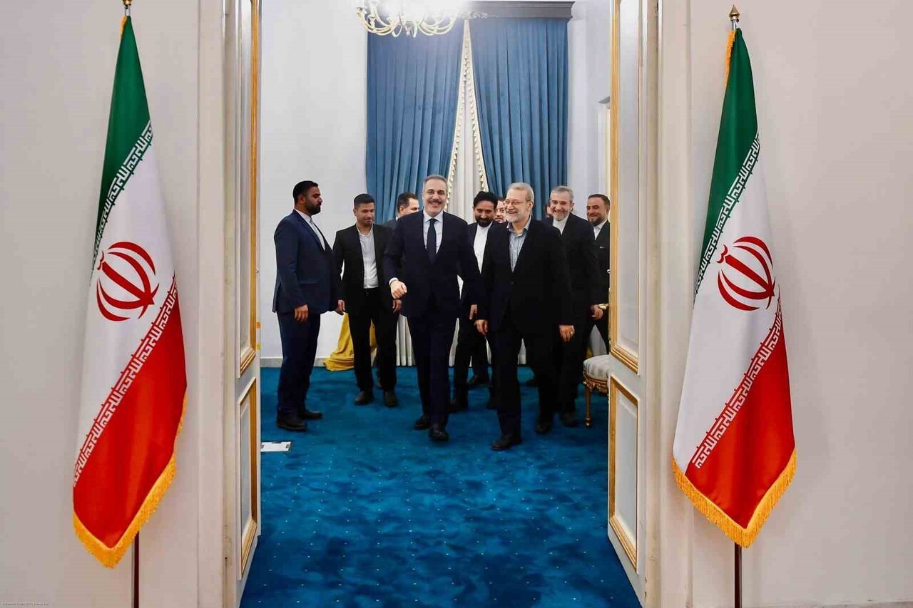 DIŞİŞLERİ BAKANI HAKAN FİDAN, İRAN’DA ULUSAL GÜVENLİK YÜKSEK KONSEYİ BAŞKANI ALİ LARİCANİ İLE BİR...