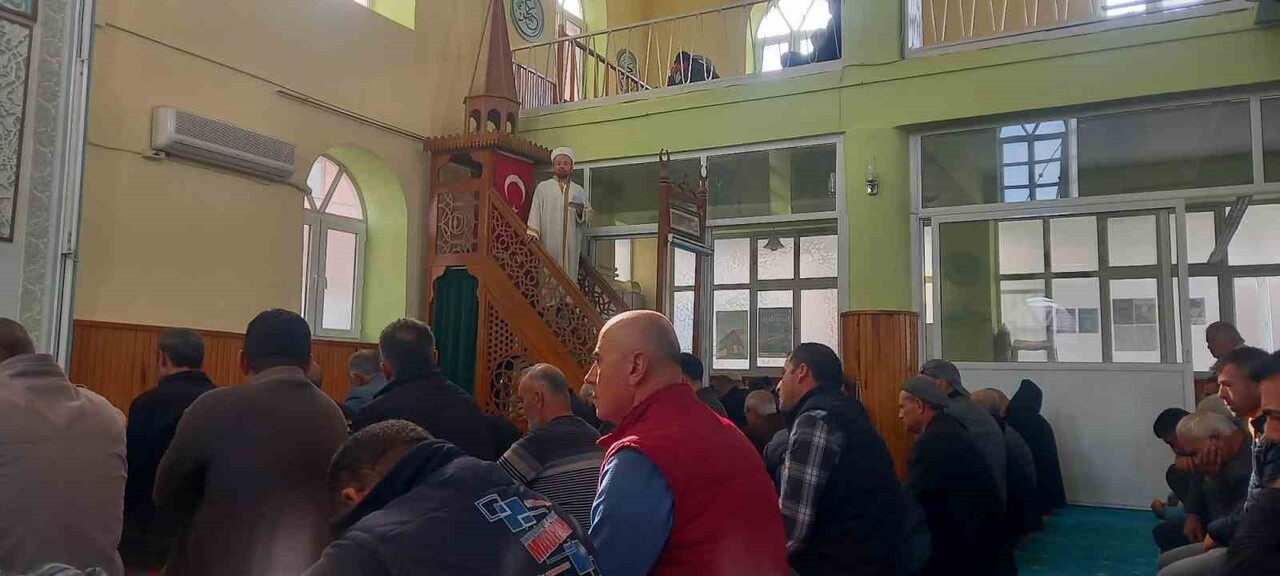 DİYANET İŞLERİ BAŞKANLIĞI TARAFINDAN AÇIKLANAN CUMA HUTBESİNİN BU HAFTAKİ KONUSU "ŞİDDETİN ÇARESİ...