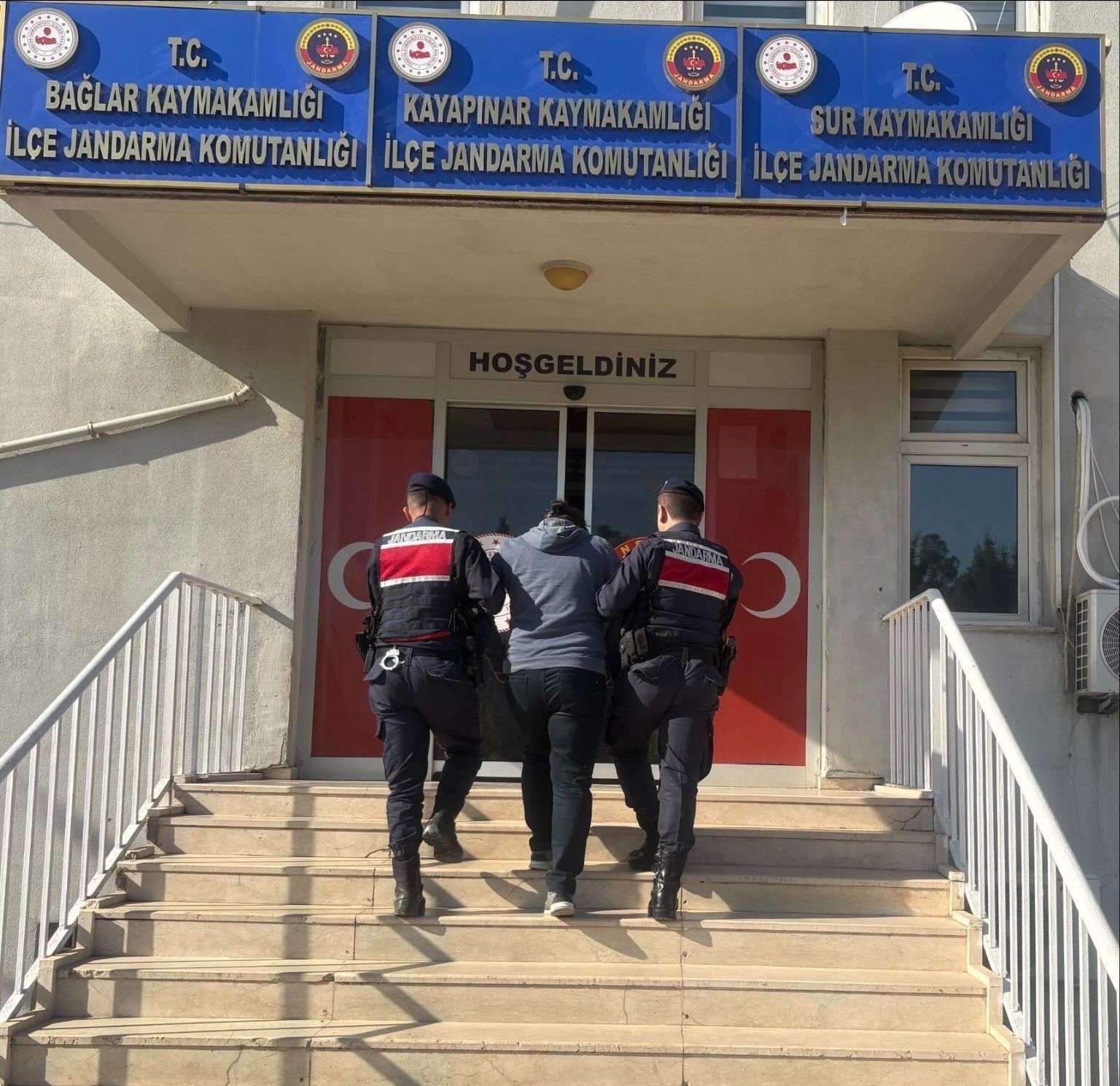 DİYARBAKIR İL JANDARMA KOMUTANLIĞI JANDARMA SUÇ ARAŞTIRMA TİMLERİ TARAFINDAN YAPILAN...