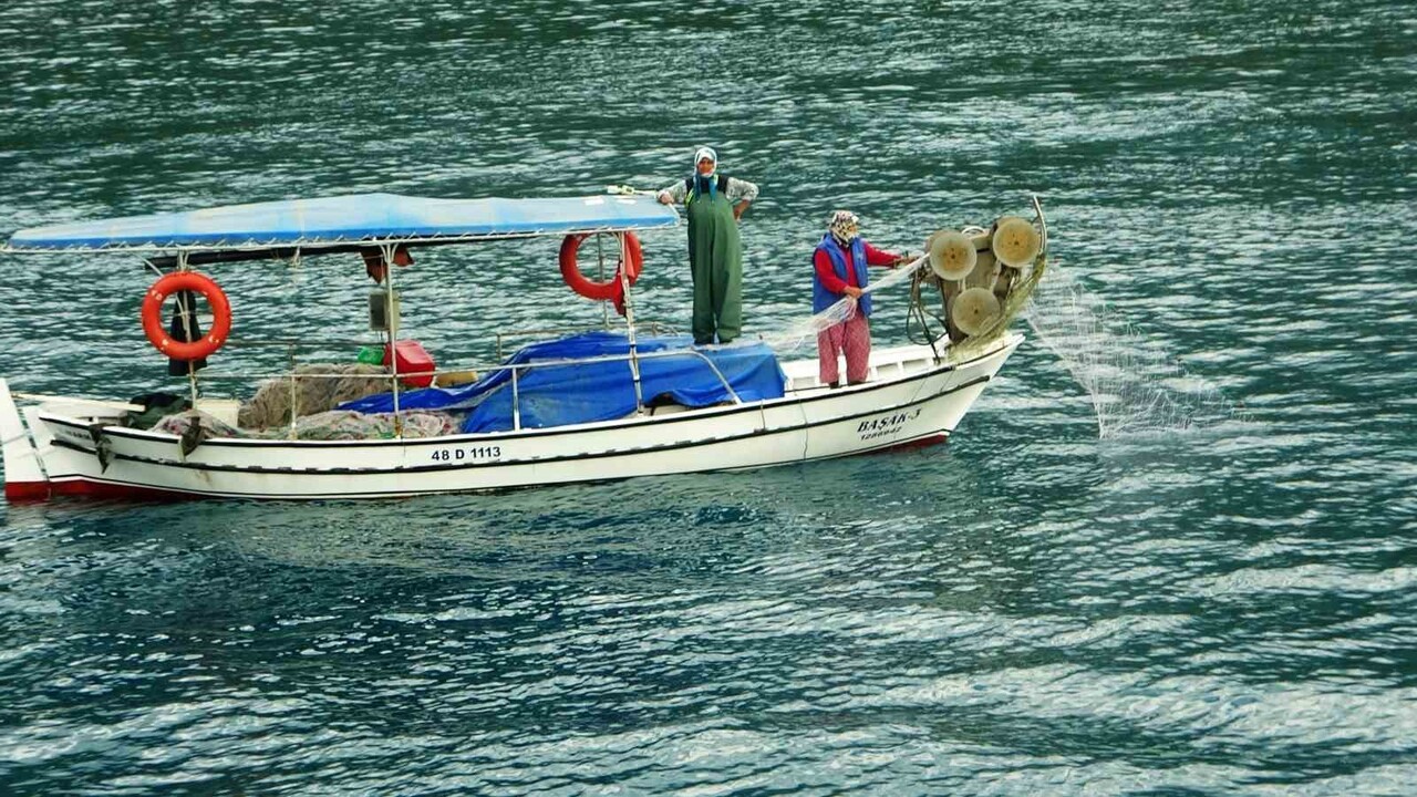 DÜNYA BALIKÇILAR GÜNÜ NEDENİYLE AKDENİZ KORUMA DERNEĞİ MESAJ YAYIMLADI.