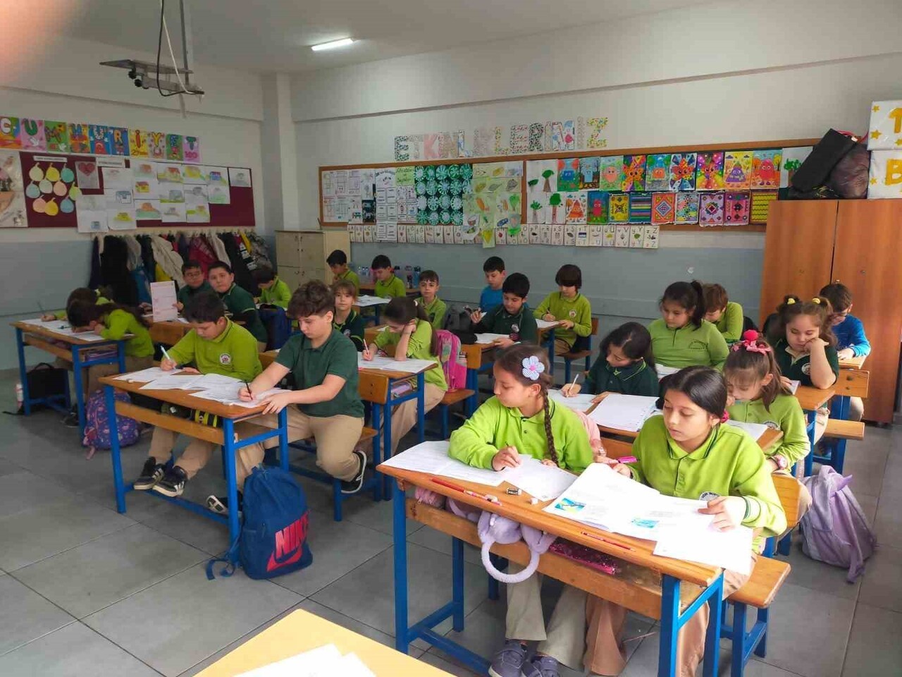 DÜZCE'DE "MAARİF ÖĞRENCİ AKADEMİ AĞI PROJESİ" KAPSAMINDA, 4. SINIF ÖĞRENCİLERİNE YÖNELİK OKUDUĞUNU...