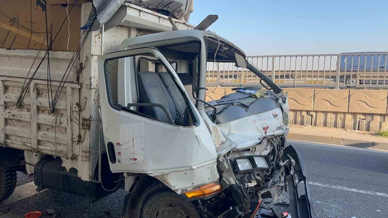 EDİNİLEN BİLGİLERE GÖRE HASAN A. (70) İDARESİNDEKİ 26 SC 359 PLAKALI KARTON YÜKLÜ KAMYONET...