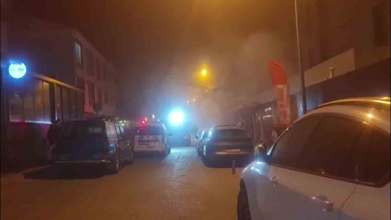 EDİNİLEN BİLGİYE GÖRE, ŞEYHCUİ MAHALLESİ BOĞAÇHAN SOKAK'TA BİR BİNANIN ZEMİN KATINDA KARTONLARIN...