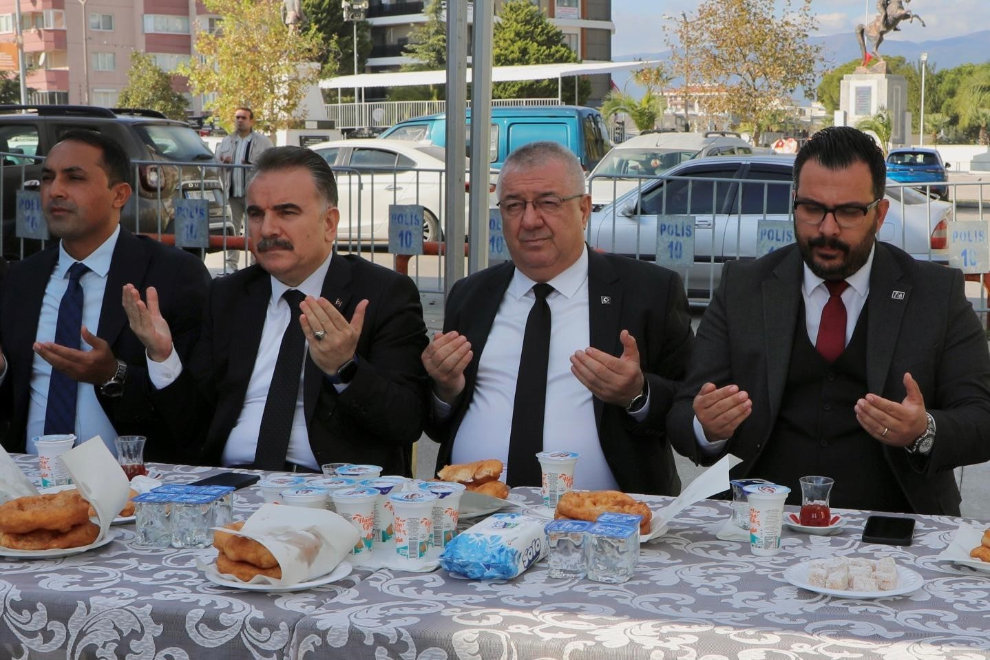 EDREMİT İLÇE EMNİYET MÜDÜRLÜĞÜ NARKOTİK SUÇLARLA MÜCADELE GRUP AMİRLİĞİ KADROSUNDA GÖREVLİYKEN 10...